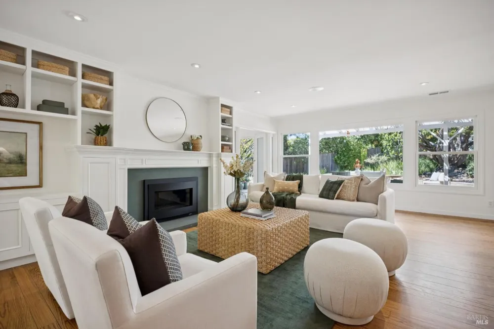 13 Via Cheparro Greenbrae, CA 94904