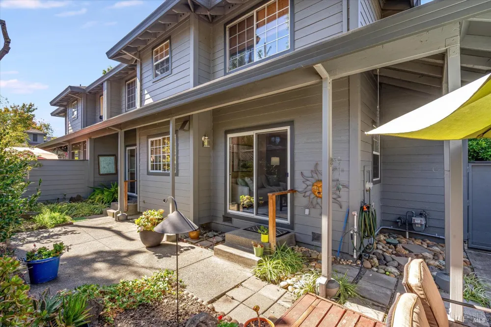 4395 Sonoma Highway Santa Rosa, CA 95409