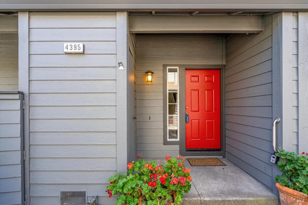 4395 Sonoma Highway Santa Rosa, CA 95409