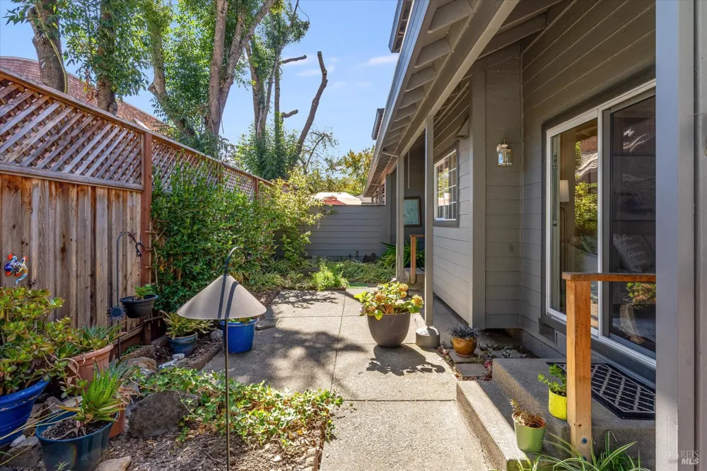 4395 Sonoma Highway Santa Rosa, CA 95409