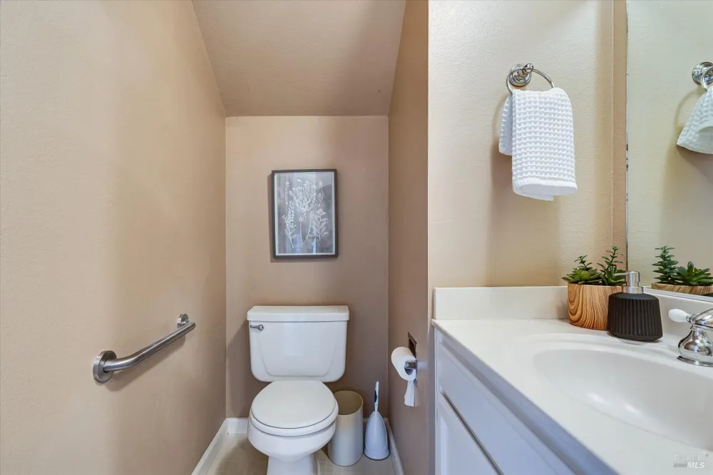 4395 Sonoma Highway Santa Rosa, CA 95409