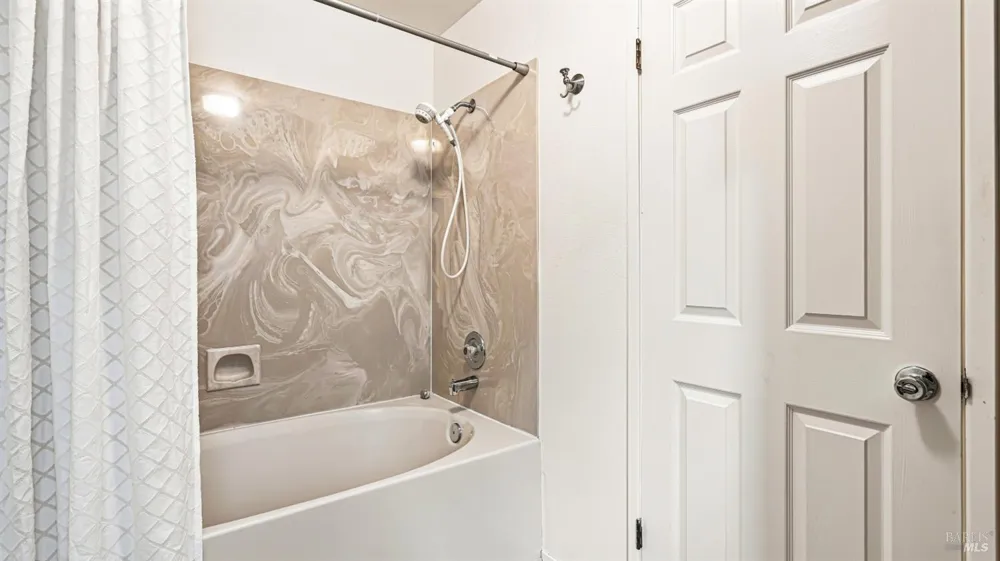 932 Wood Sorrel Drive Petaluma, CA 94954