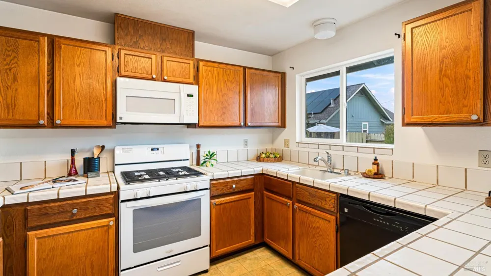 932 Wood Sorrel Drive Petaluma, CA 94954