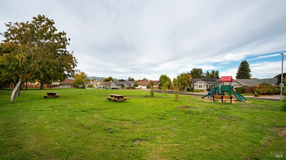 932 Wood Sorrel Drive Petaluma, CA 94954