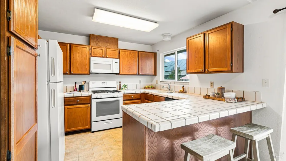932 Wood Sorrel Drive Petaluma, CA 94954