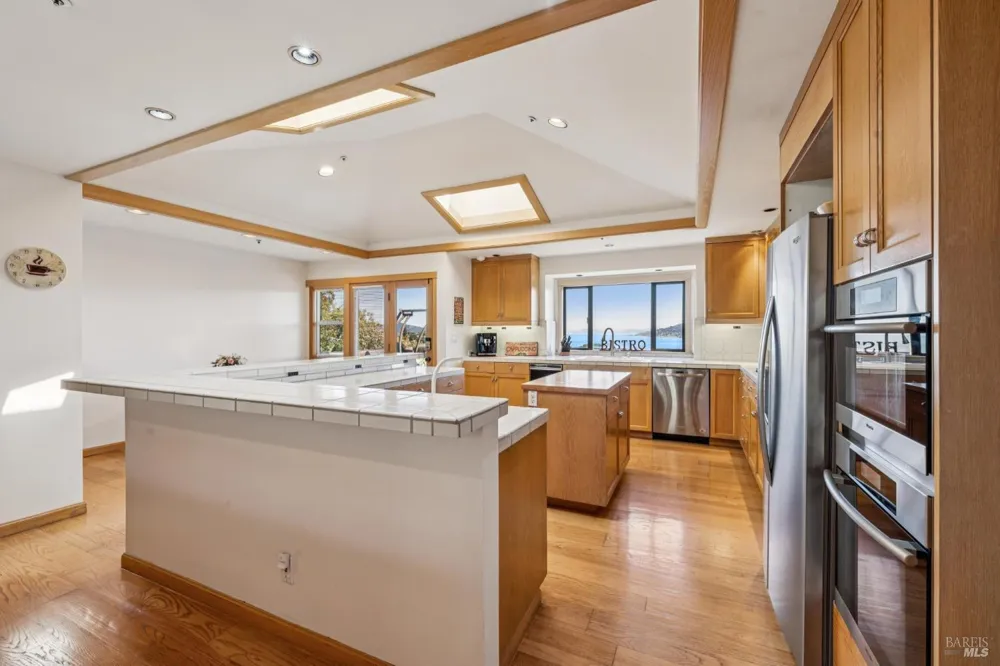 59 Via Los Altos Tiburon, CA 94920