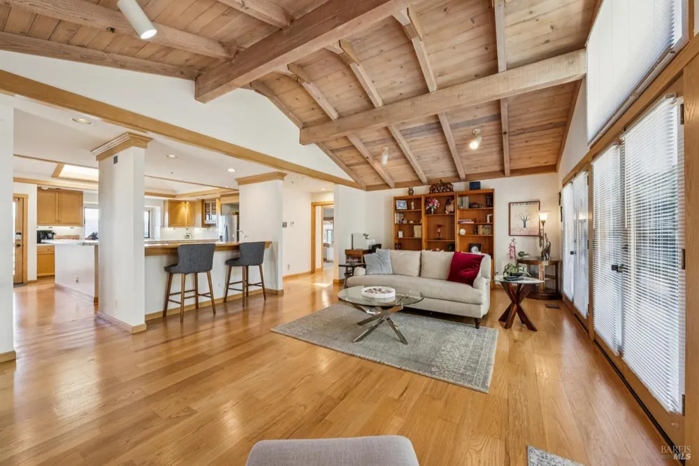 59 Via Los Altos Tiburon, CA 94920