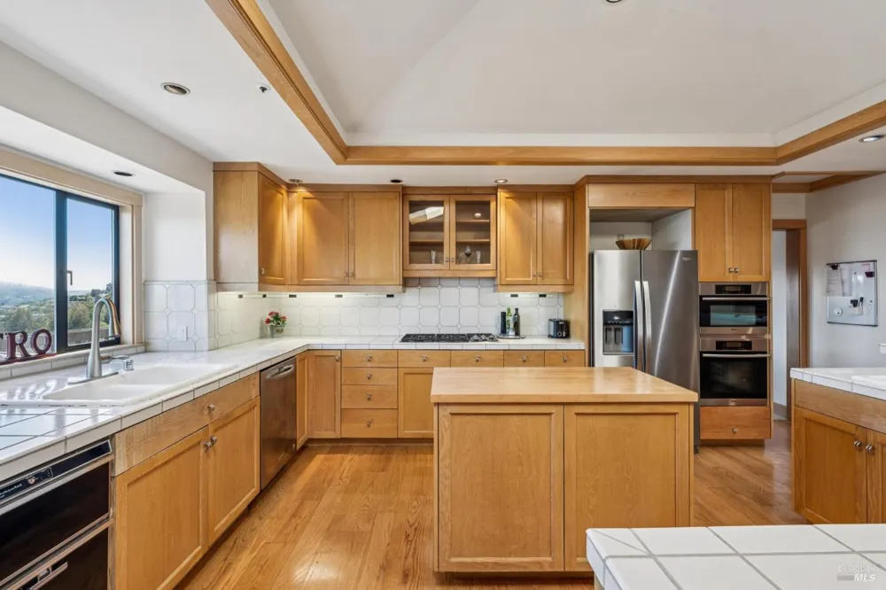 59 Via Los Altos Tiburon, CA 94920