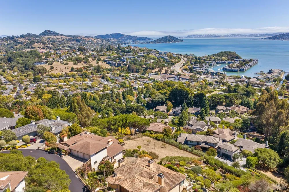 59 Via Los Altos Tiburon, CA 94920