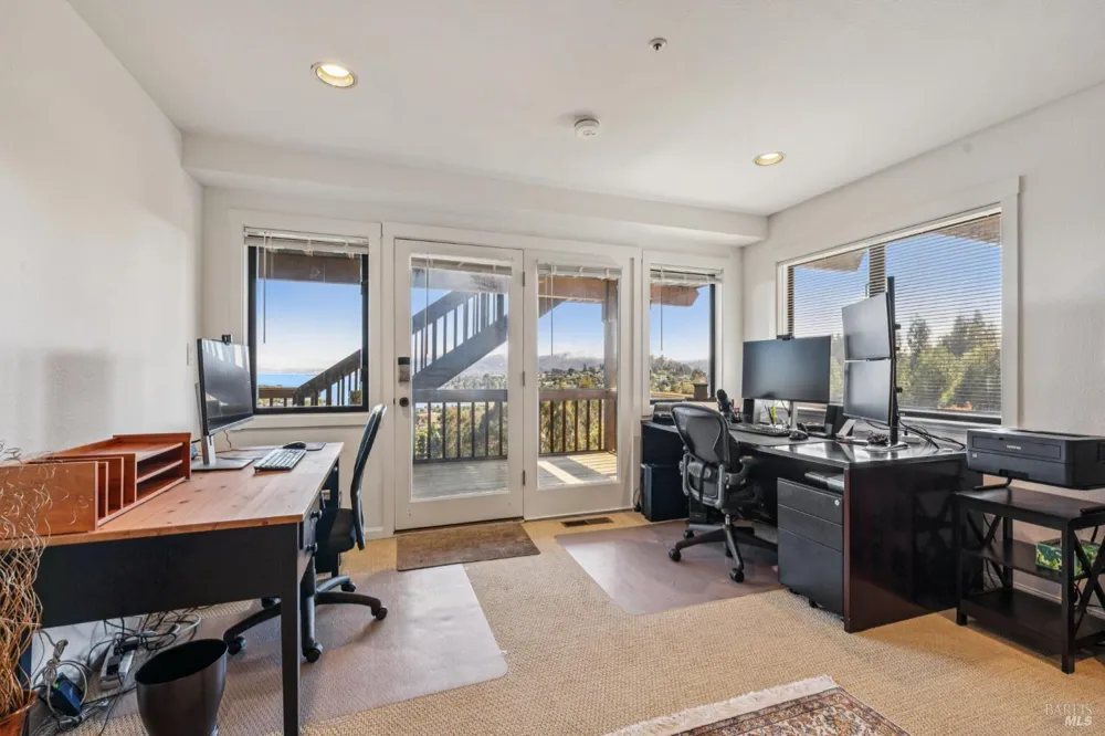 59 Via Los Altos Tiburon, CA 94920