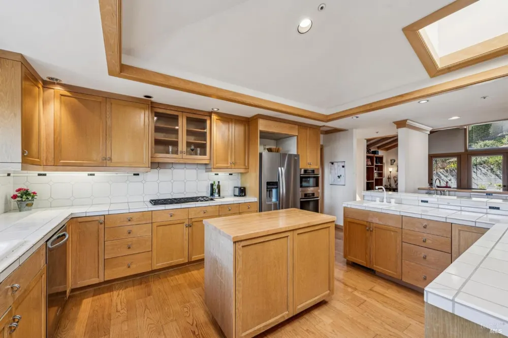 59 Via Los Altos Tiburon, CA 94920
