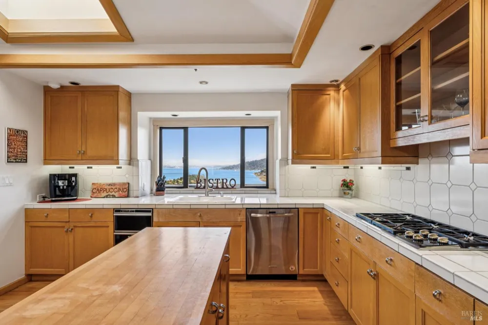 59 Via Los Altos Tiburon, CA 94920