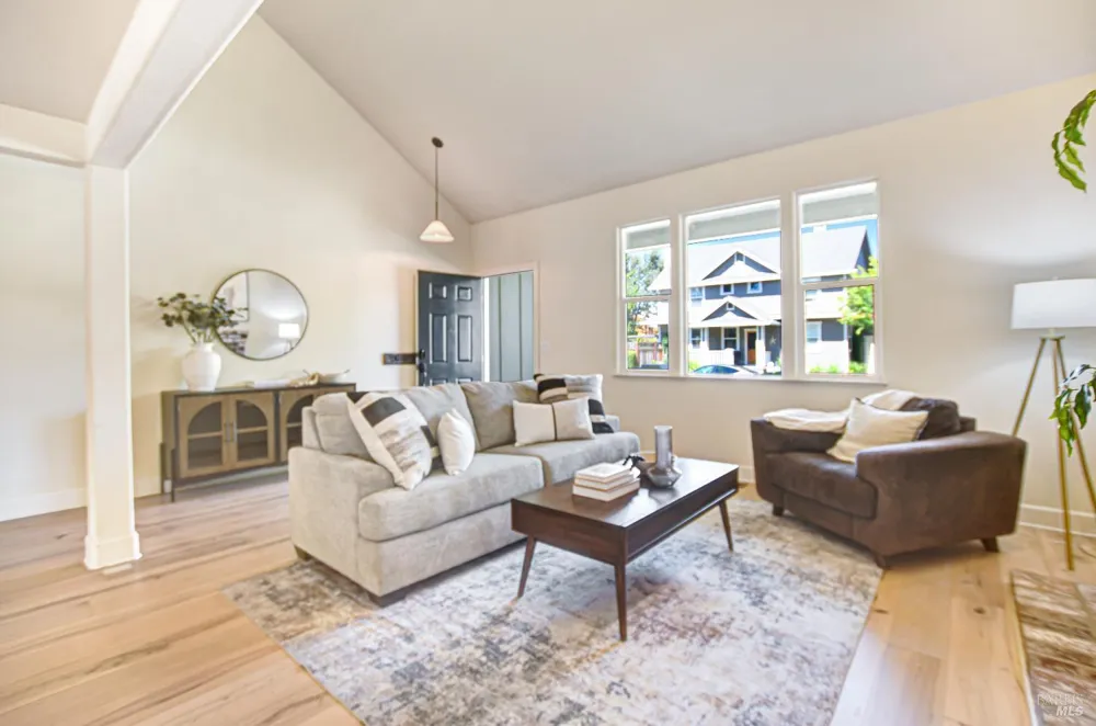 185 Cooper Street Sonoma, CA 95476