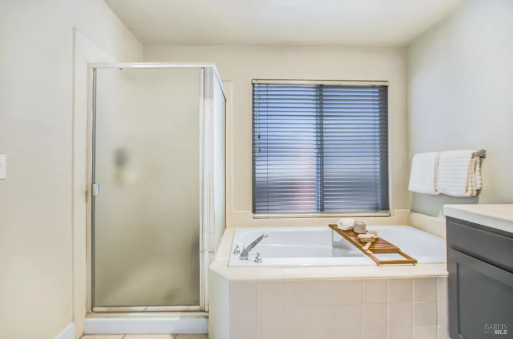 185 Cooper Street Sonoma, CA 95476