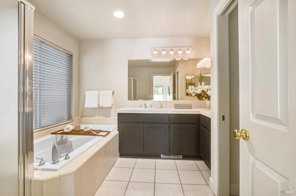 185 Cooper Street Sonoma, CA 95476