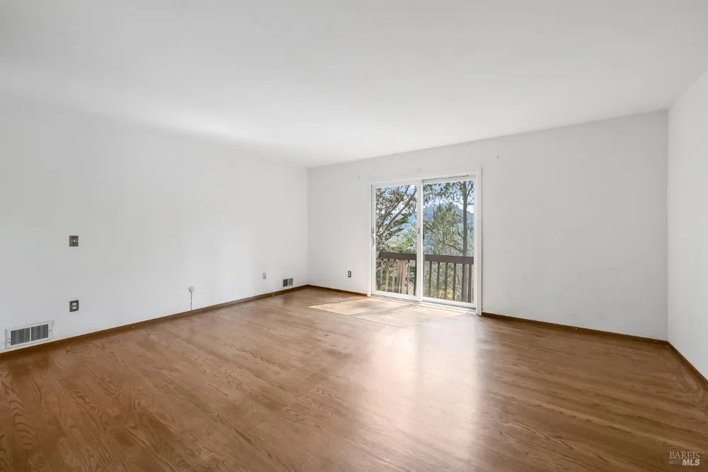 1008 Erica Road Mill Valley, CA 94941