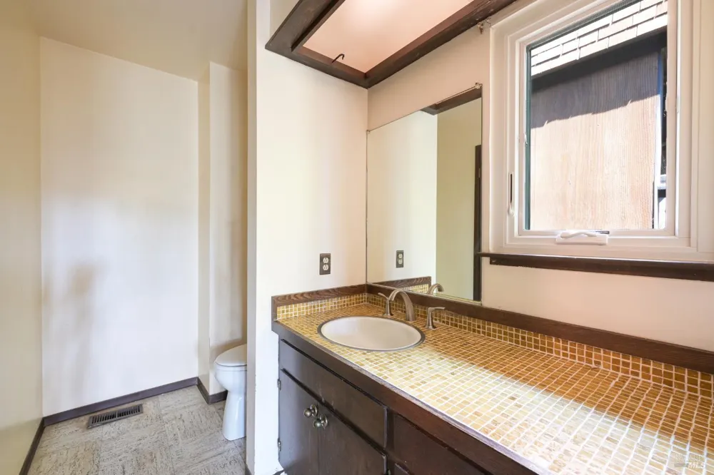 1008 Erica Road Mill Valley, CA 94941