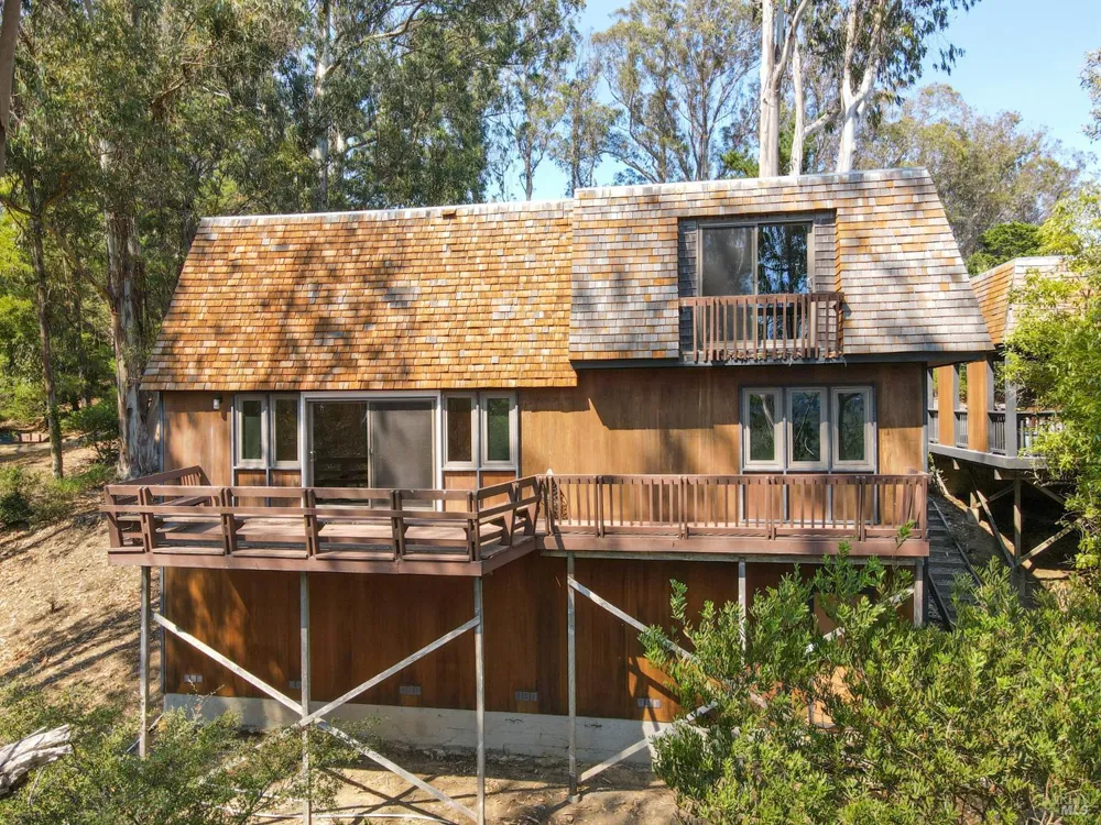 1008 Erica Road Mill Valley, CA 94941