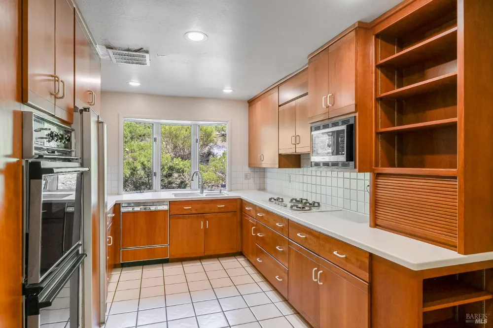 1008 Erica Road Mill Valley, CA 94941
