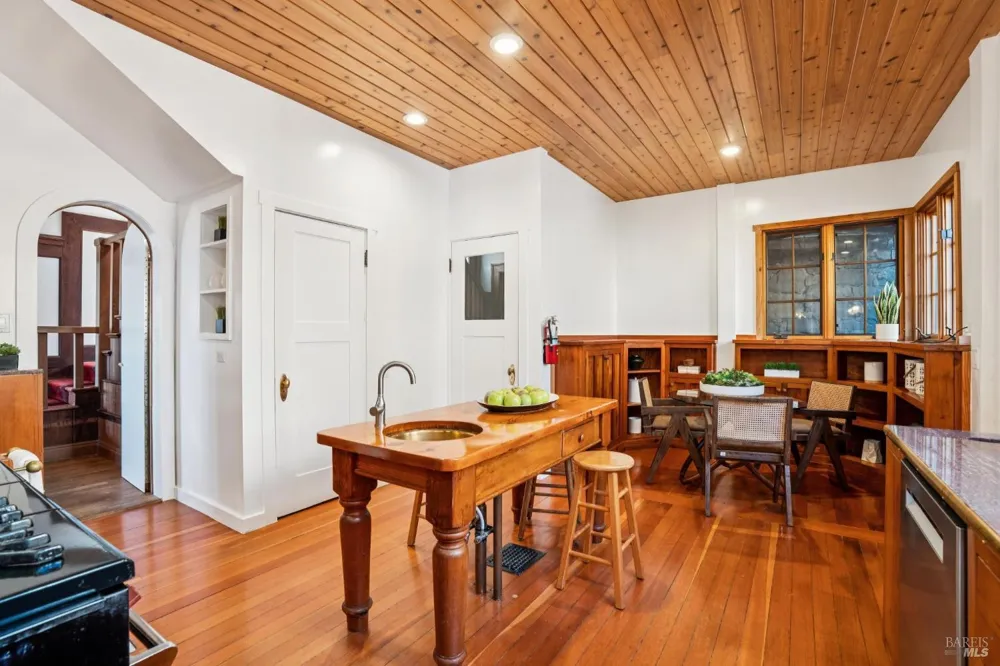 47 Bulkley Avenue Sausalito, CA 94965