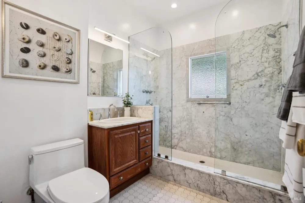 47 Bulkley Avenue Sausalito, CA 94965
