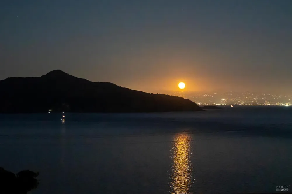 47 Bulkley Avenue Sausalito, CA 94965