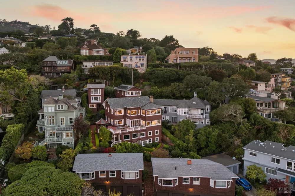47 Bulkley Avenue Sausalito, CA 94965