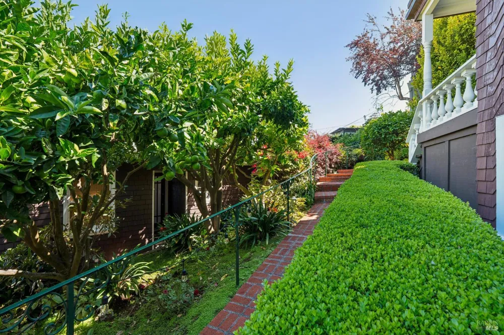 47 Bulkley Avenue Sausalito, CA 94965