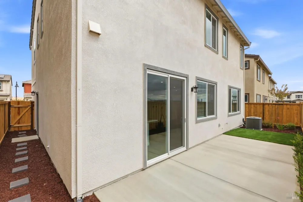 2633 Briones Drive Fairfield, CA 94533