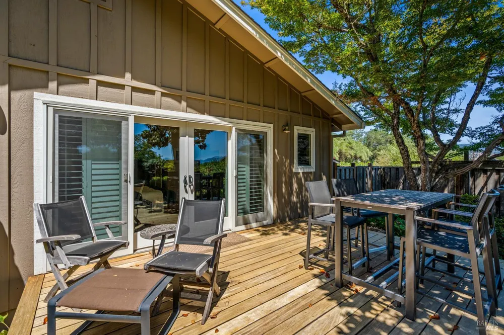 1597 Sulphur Springs Avenue St. Helena, CA 94574