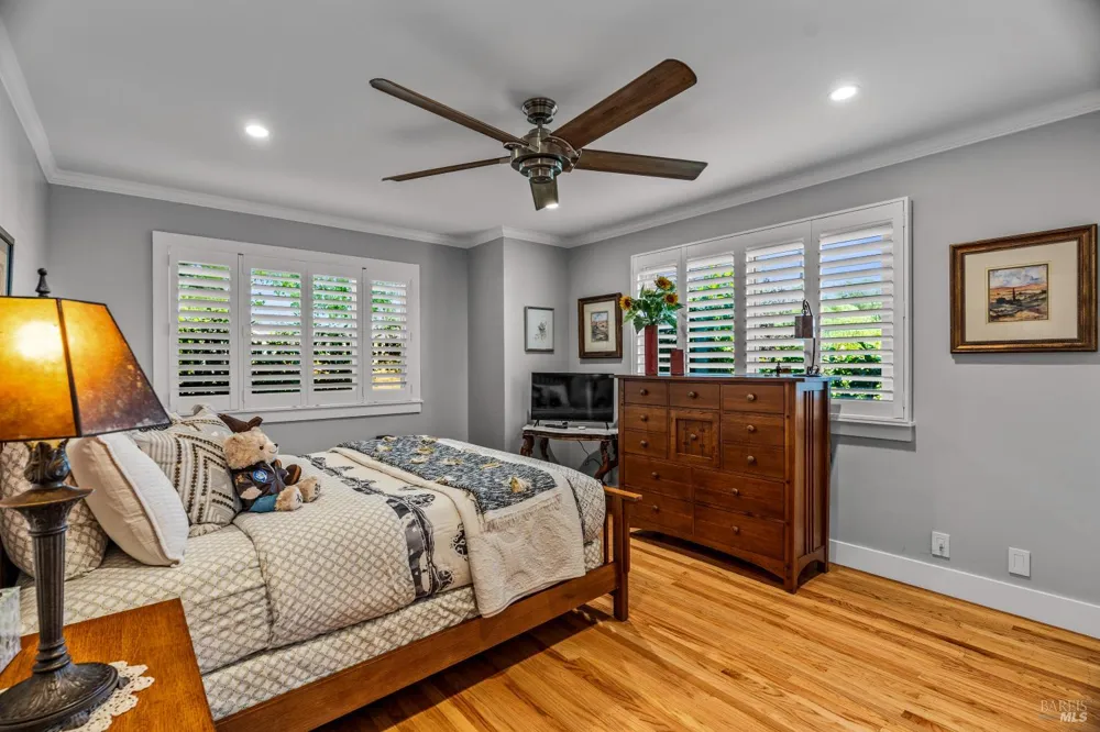 1597 Sulphur Springs Avenue St. Helena, CA 94574