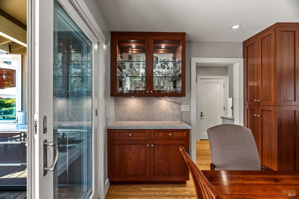 1597 Sulphur Springs Avenue St. Helena, CA 94574