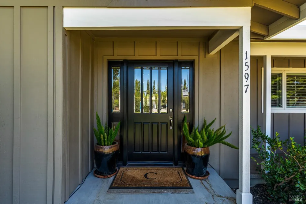 1597 Sulphur Springs Avenue St. Helena, CA 94574