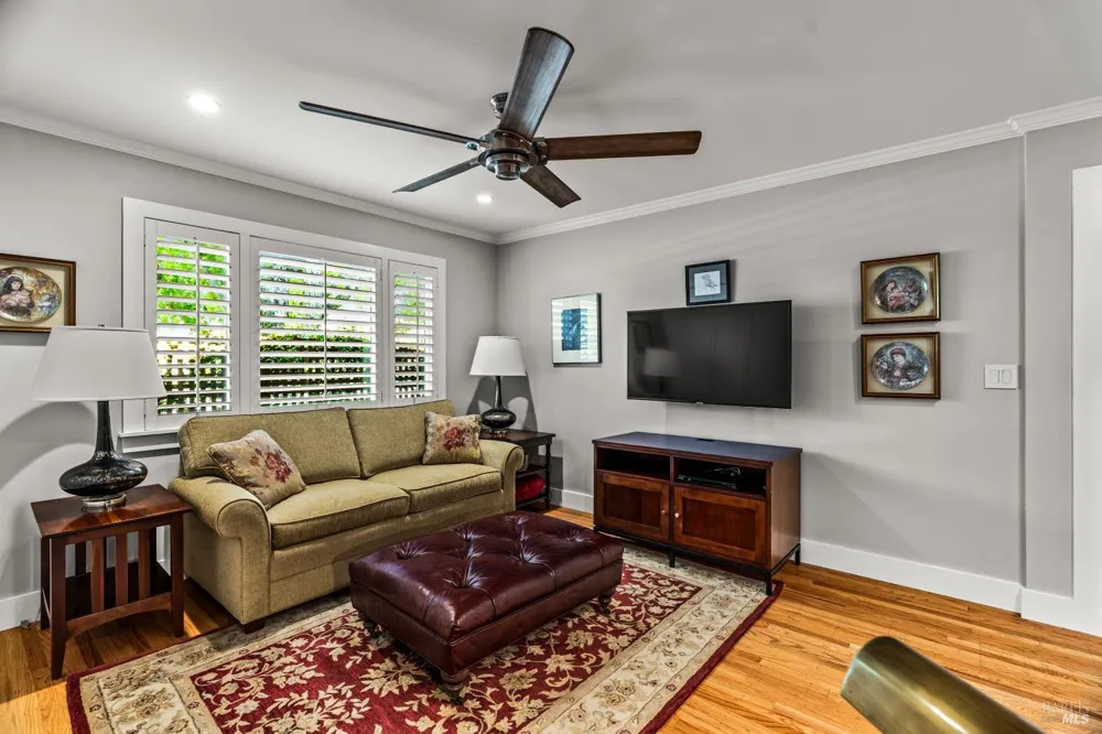 1597 Sulphur Springs Avenue St. Helena, CA 94574