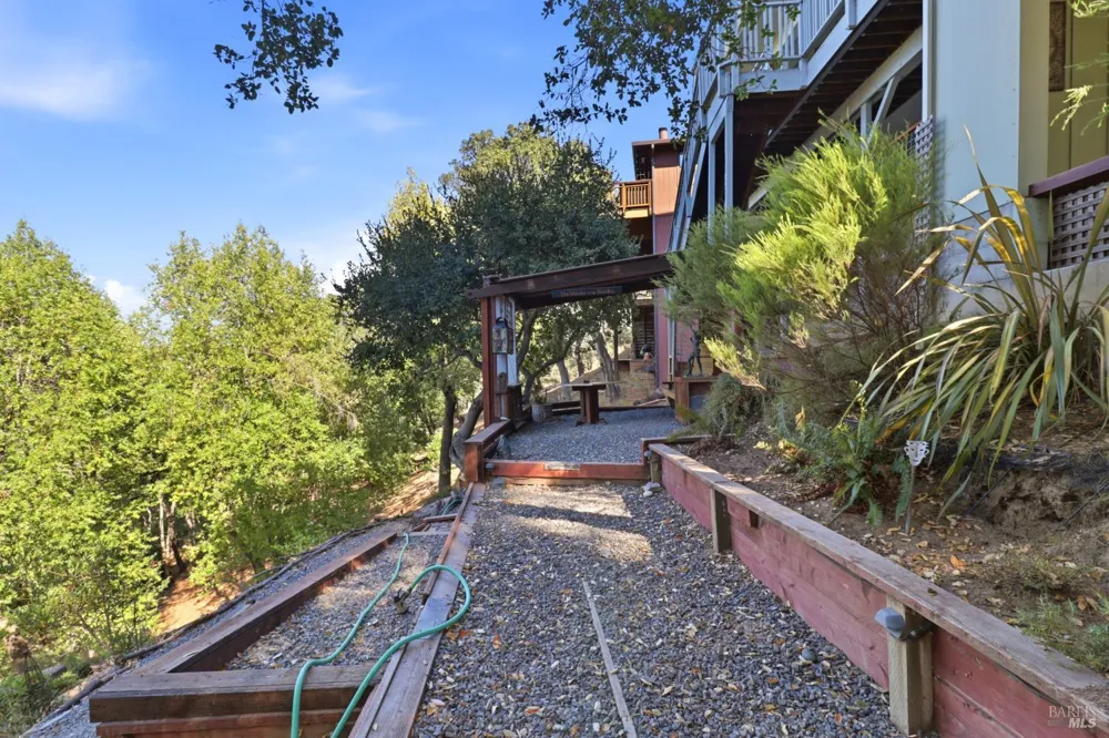 150 Indian Hills Drive Novato, CA 94949