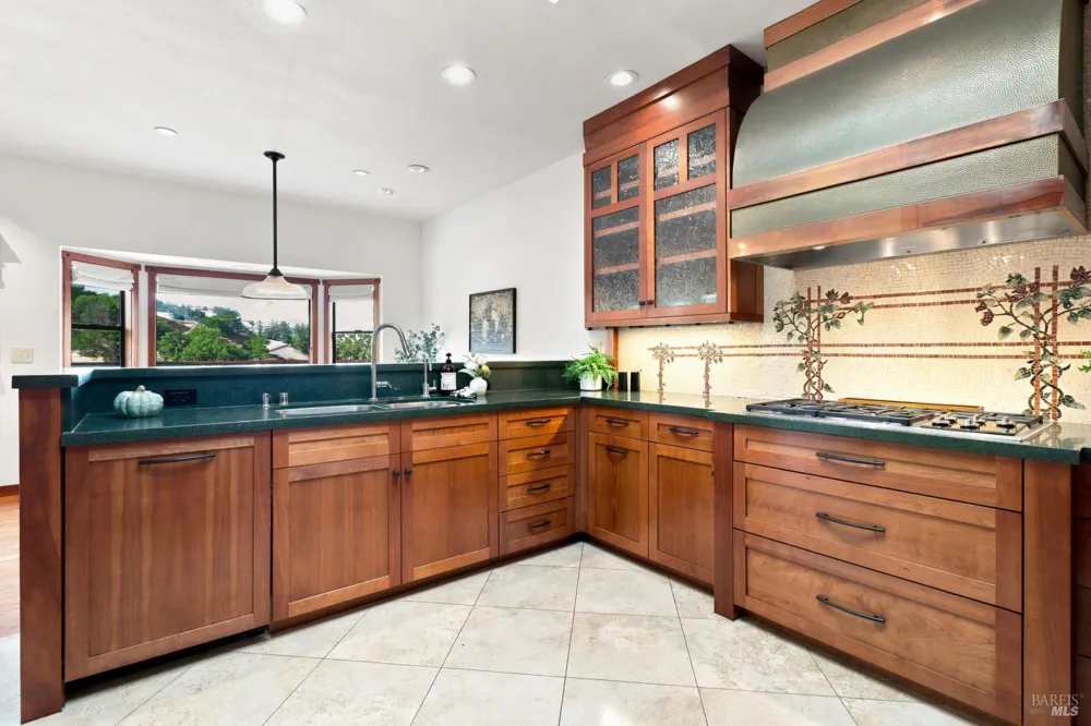 150 Indian Hills Drive Novato, CA 94949