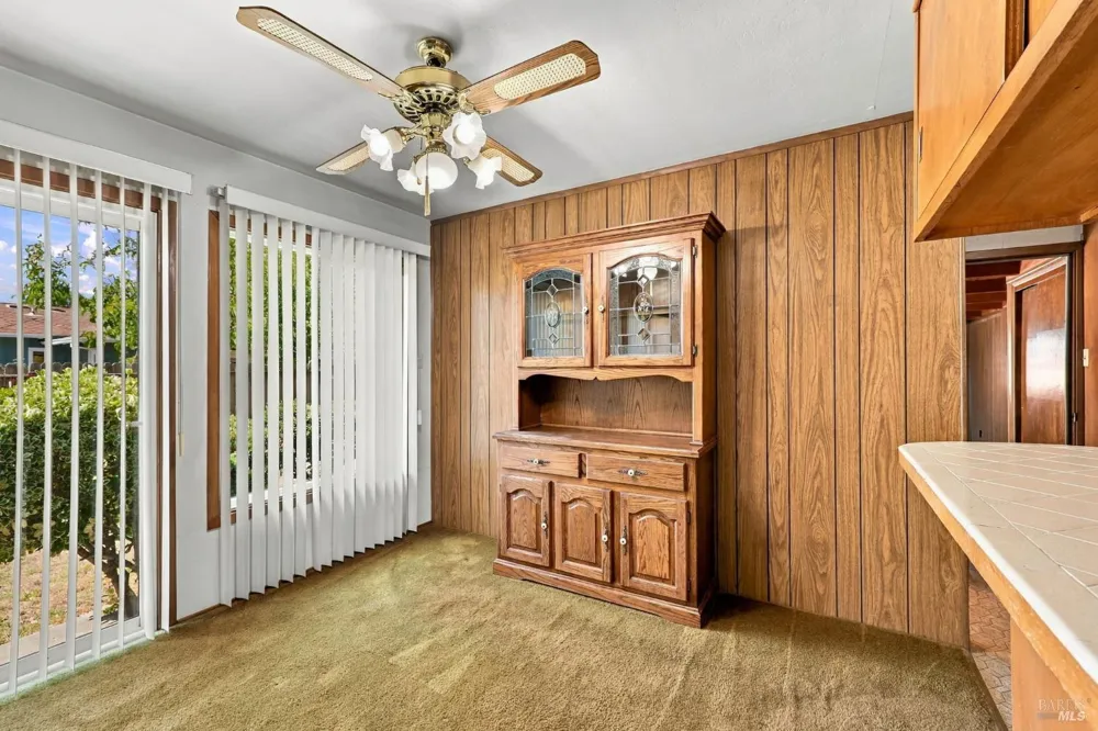 1023 Michigan Drive Santa Rosa, CA 95405