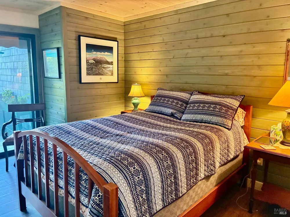 105 Virginia Avenue ##2 Sebastopol, CA 95472