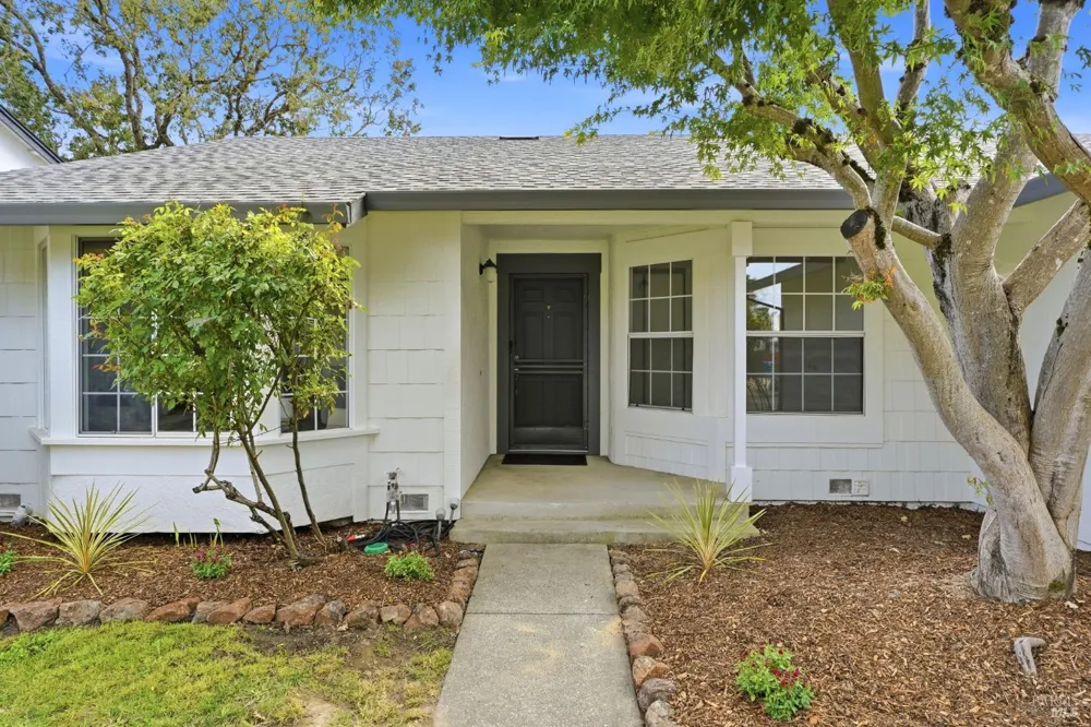 2436 Valley West Drive Santa Rosa, CA 95401