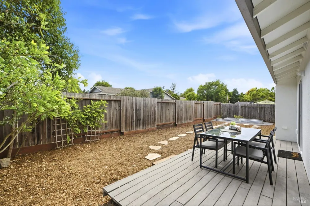 2436 Valley West Drive Santa Rosa, CA 95401