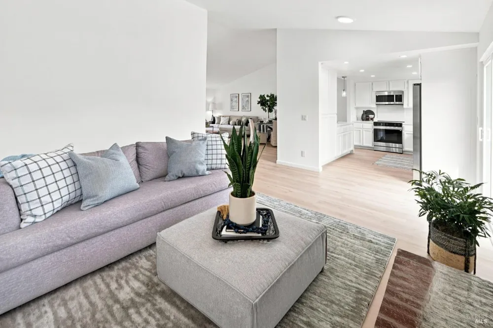 2436 Valley West Drive Santa Rosa, CA 95401