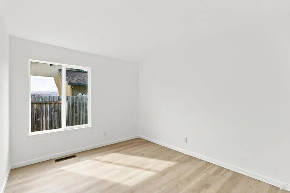 2436 Valley West Drive Santa Rosa, CA 95401