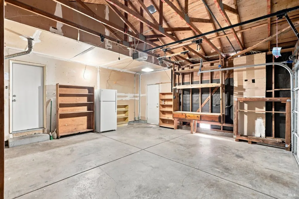 2436 Valley West Drive Santa Rosa, CA 95401
