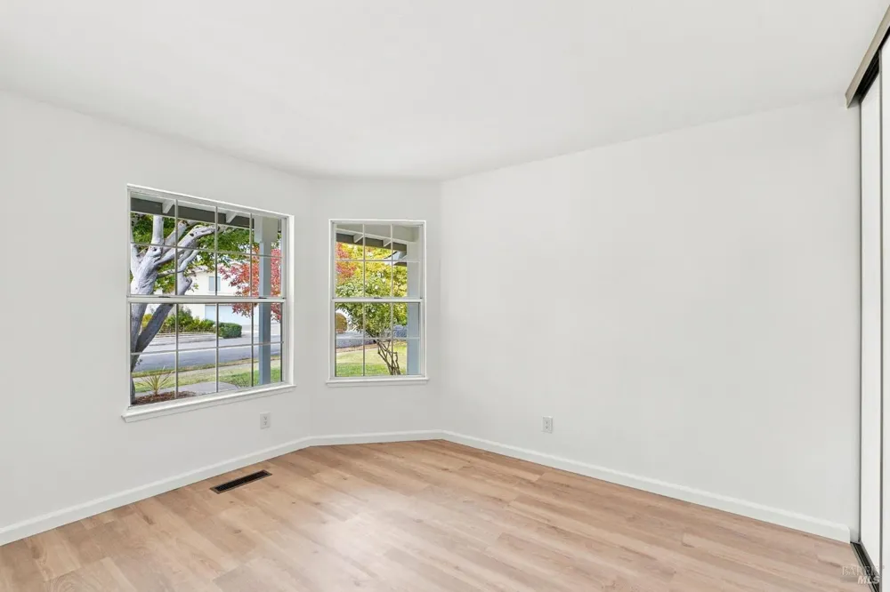 2436 Valley West Drive Santa Rosa, CA 95401