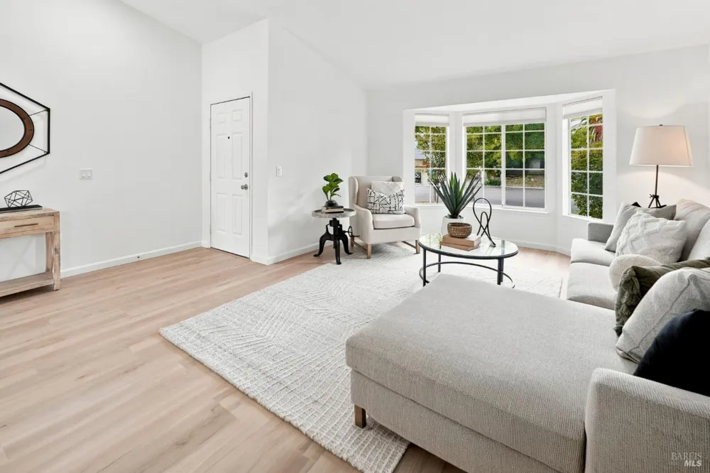 2436 Valley West Drive Santa Rosa, CA 95401