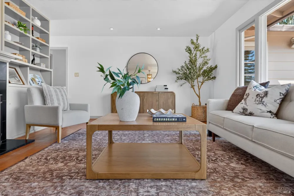 7180 Evan Avenue Sebastopol, CA 95472