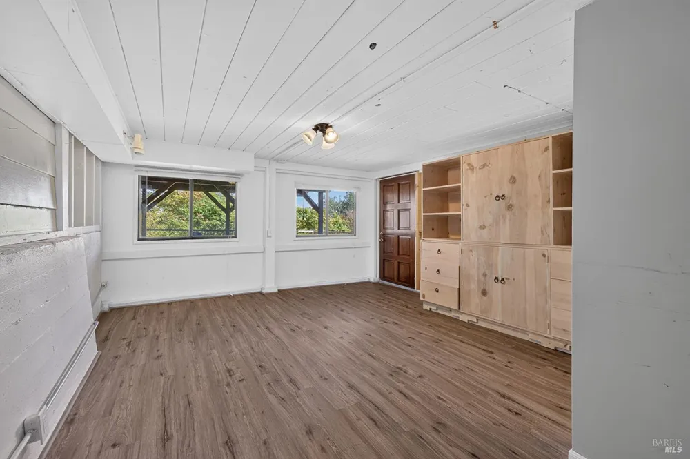 7180 Evan Avenue Sebastopol, CA 95472