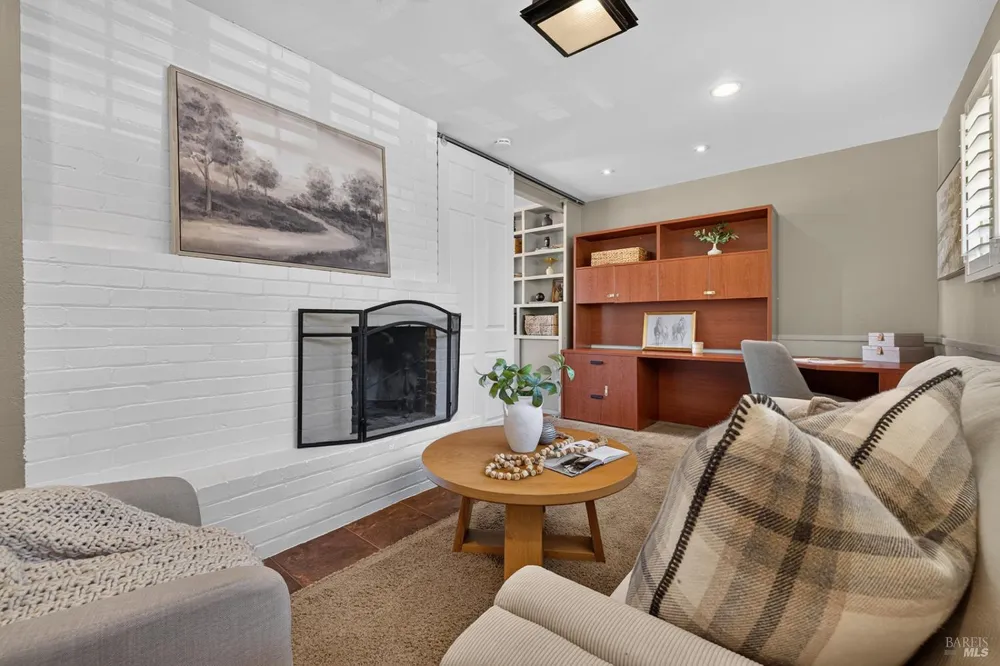 7180 Evan Avenue Sebastopol, CA 95472