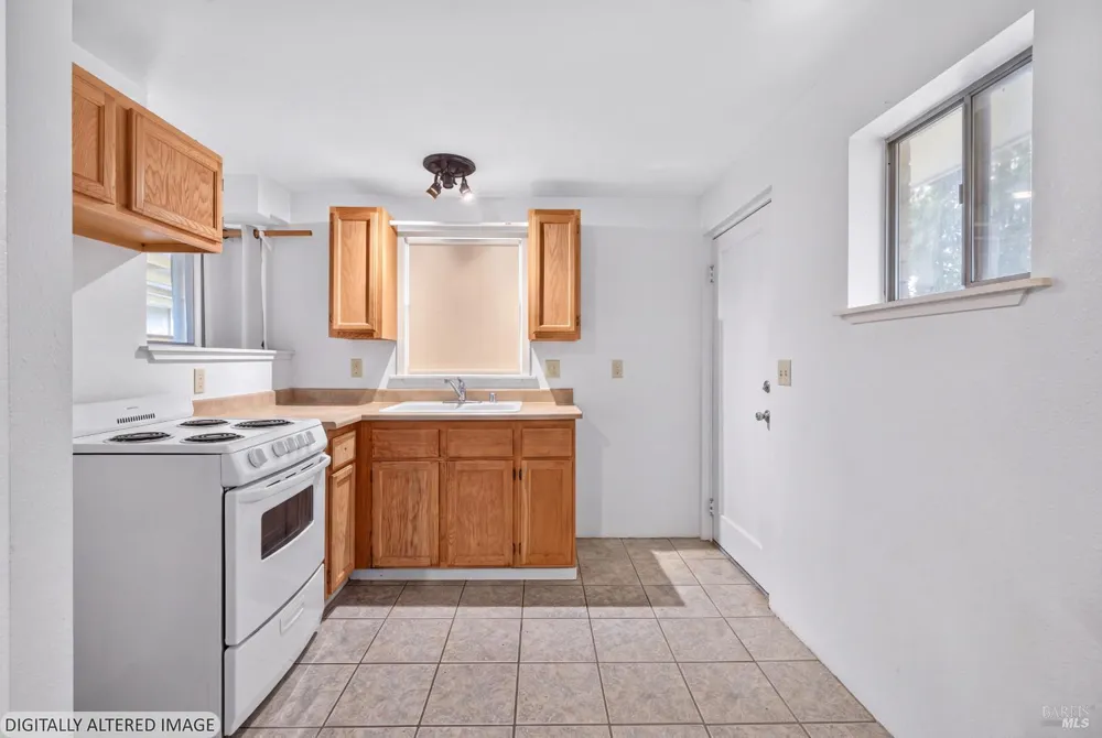 7180 Evan Avenue Sebastopol, CA 95472