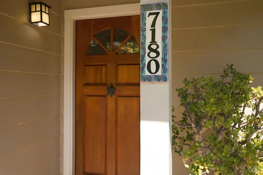 7180 Evan Avenue Sebastopol, CA 95472
